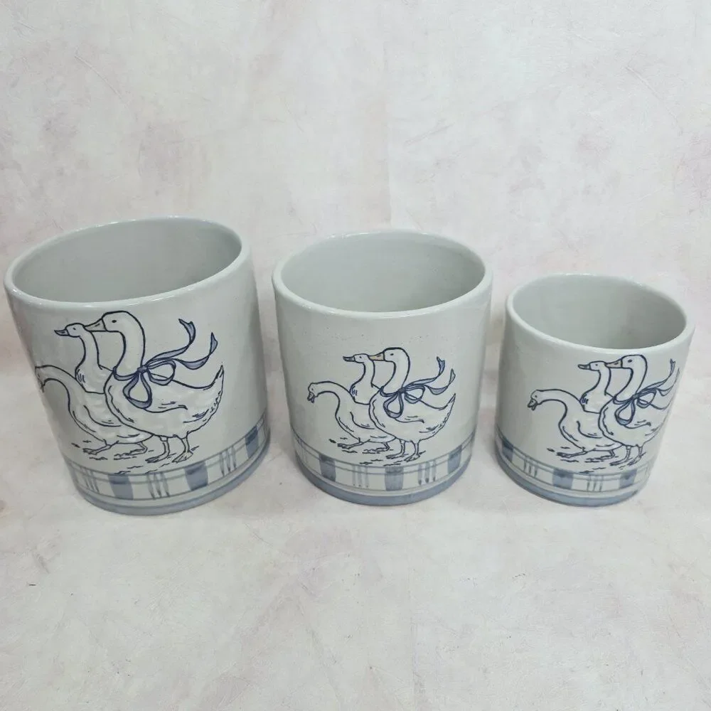 Vtg‎ Set Of 3 Louisville Stoneware Gaggle of Geese Goose Canisters No Lids 6.5